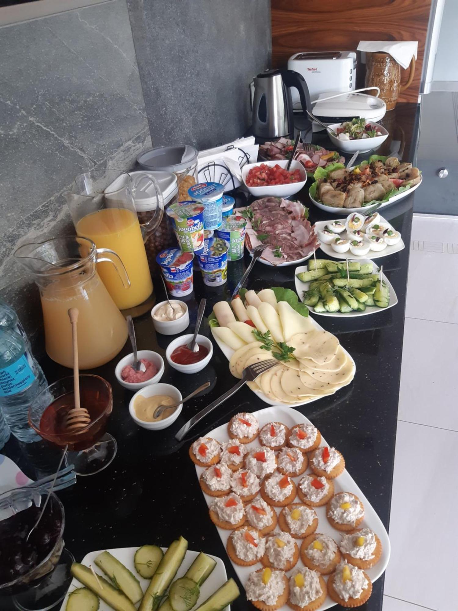 シュチルク Jasminowe Ogrody Bed & Breakfast エクステリア 写真
